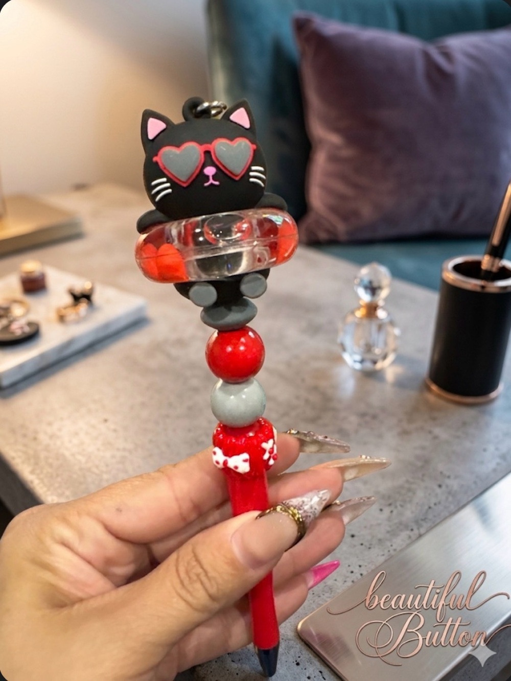 Custom pen 
Cute Cat Bead Charm Pen in Black and Red
